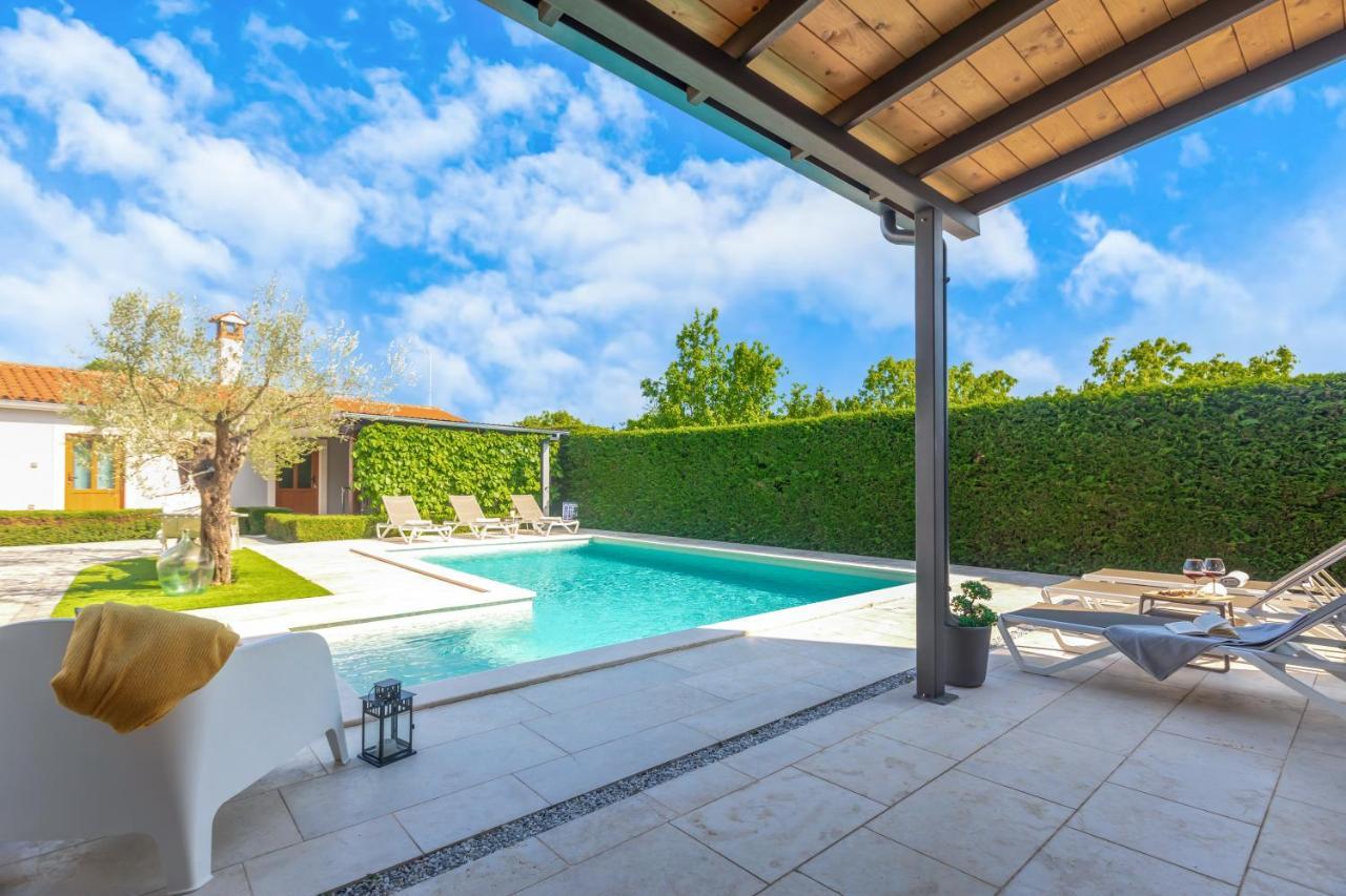 Villa Oasi Verde Bibici Exteriér fotografie